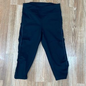 Cropped Black Lululemon leggings
